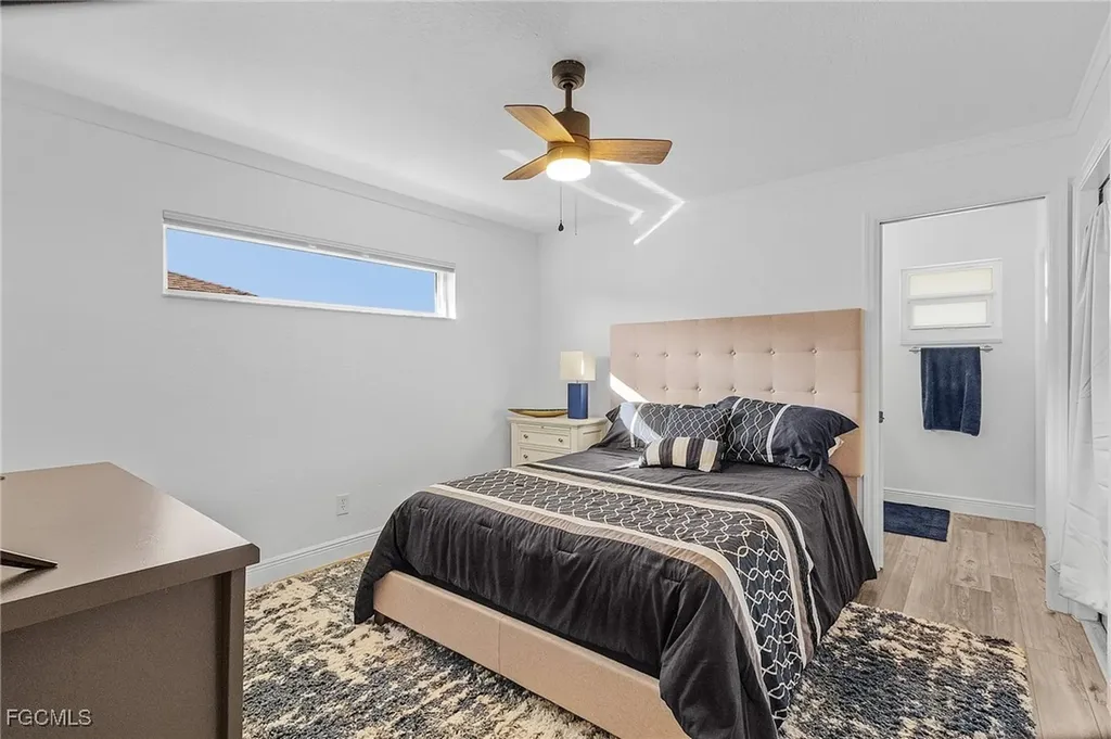 2027 SE 21st Street Cape Coral FL 33990
