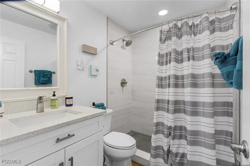 2027 SE 21st Street Cape Coral FL 33990