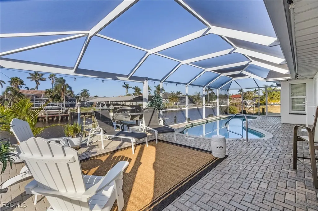 2027 SE 21st Street Cape Coral FL 33990