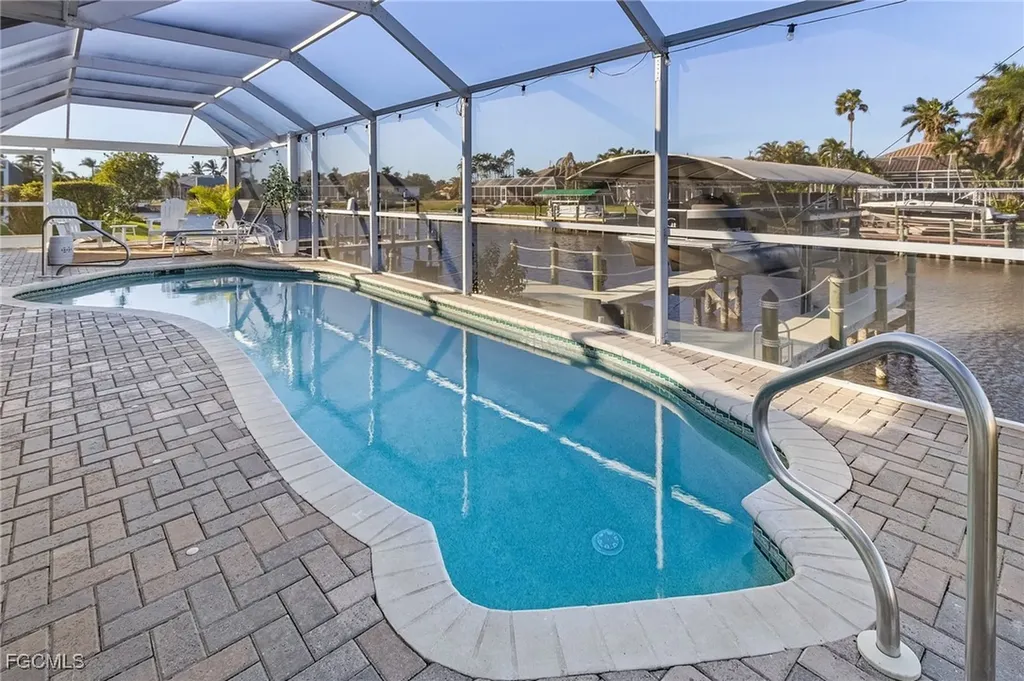 2027 SE 21st Street Cape Coral FL 33990