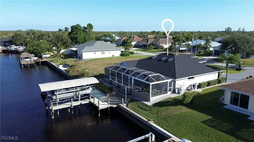 2027 SE 21st Street Cape Coral FL 33990