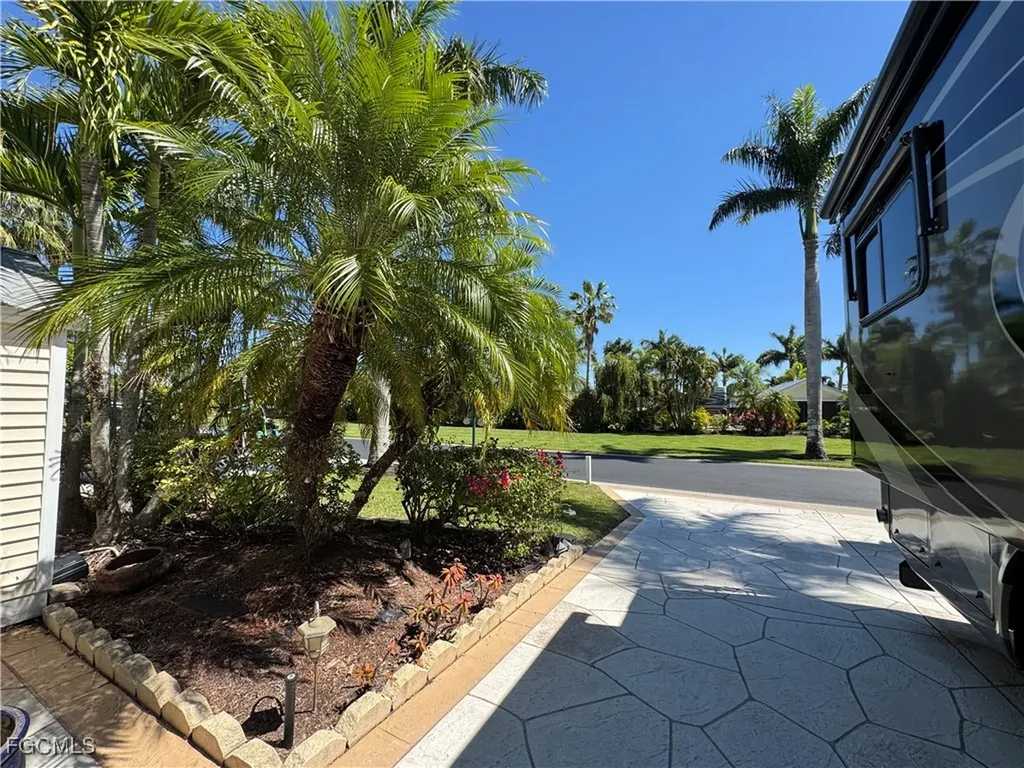 Lot 299 3033 Riverboat Landing Labelle FL 33935