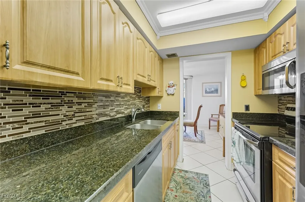 2907 Del Prado Boulevard S Cape Coral FL 33904