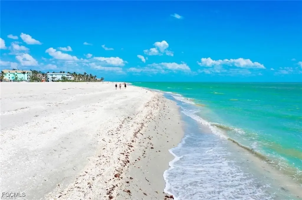 3145 W Gulf Drive Sanibel FL 33957