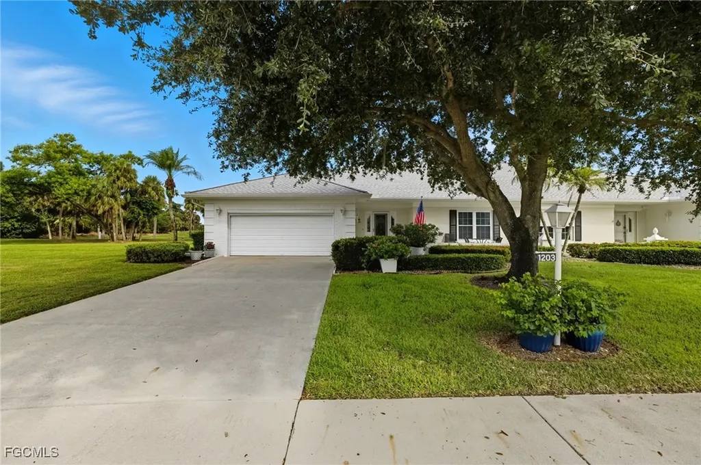 1203 N Brandywine Circle Fort Myers FL 33919