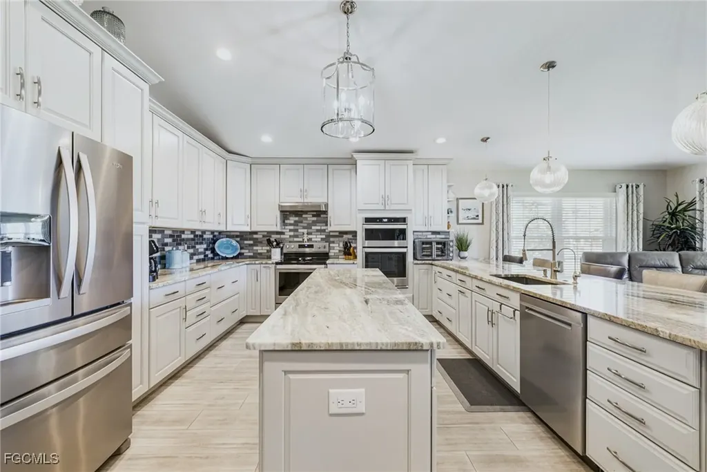 1203 N Brandywine Circle Fort Myers FL 33919