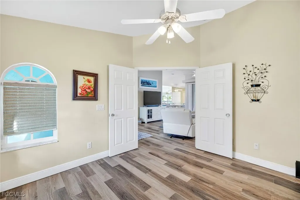 2505 SW 53rd Terrace Cape Coral FL 33914