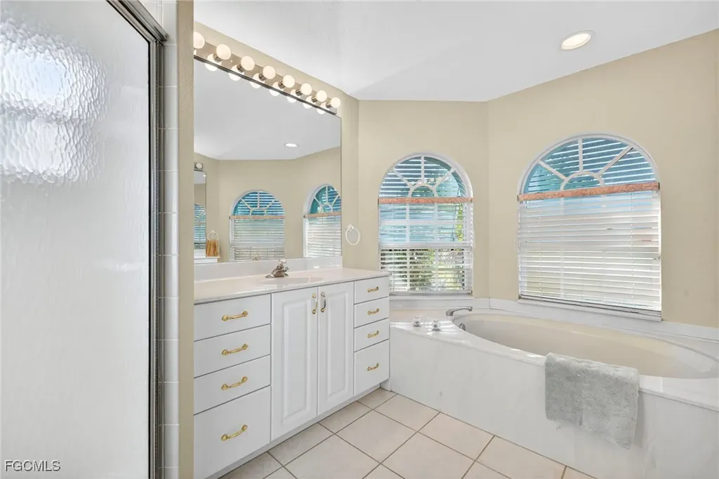 2505 SW 53rd Terrace Cape Coral FL 33914