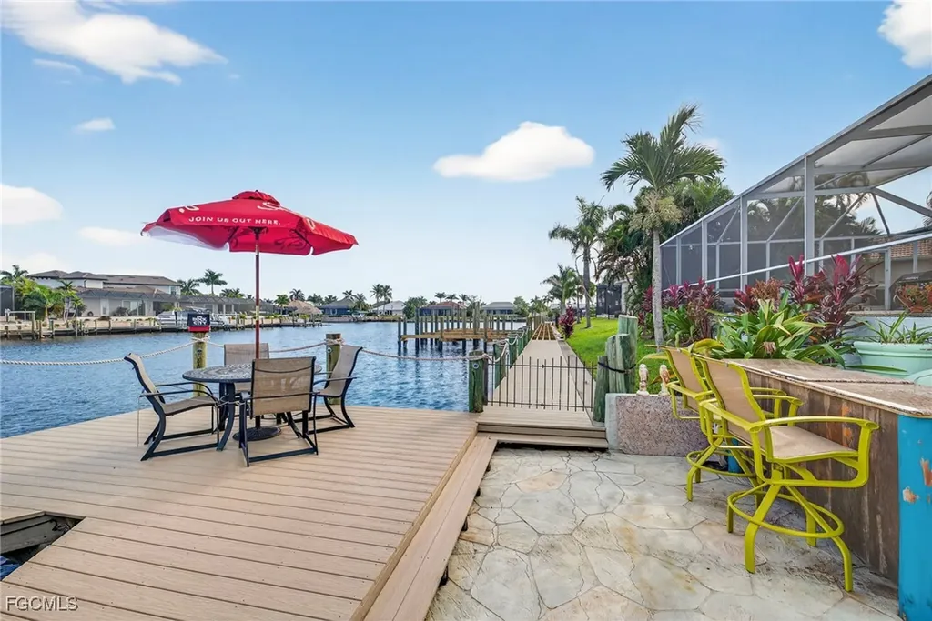 2505 SW 53rd Terrace Cape Coral FL 33914