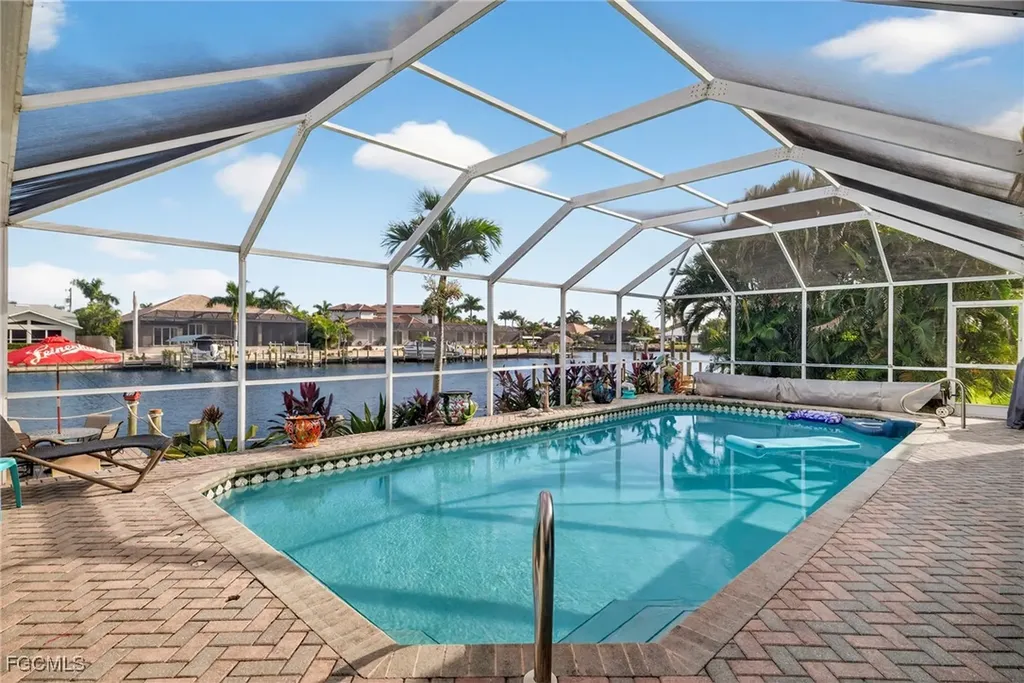 2505 SW 53rd Terrace Cape Coral FL 33914