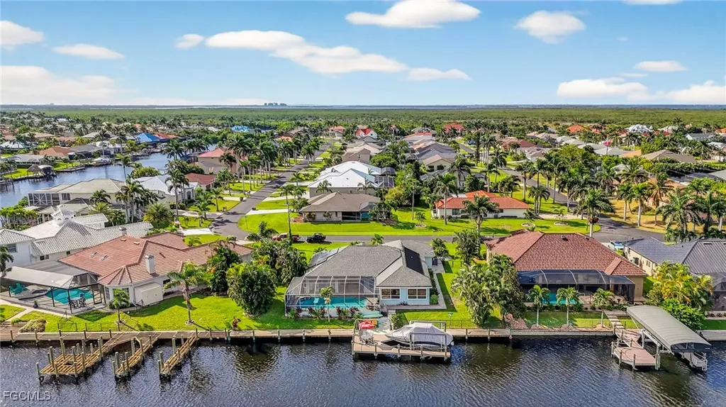 2505 SW 53rd Terrace Cape Coral FL 33914