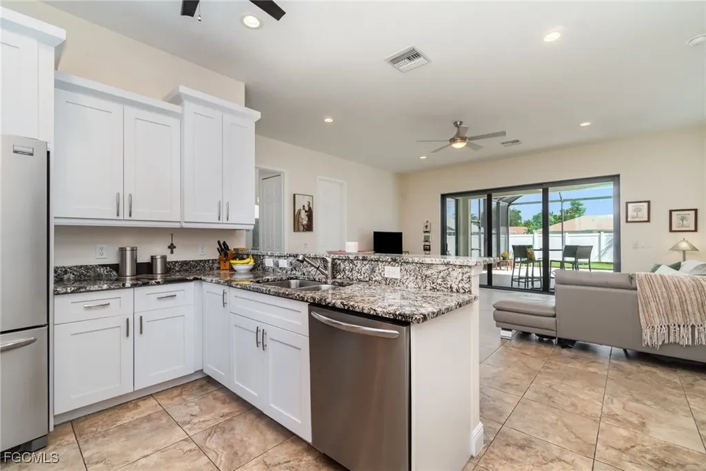 3137 SE 8th Avenue Cape Coral FL 33904