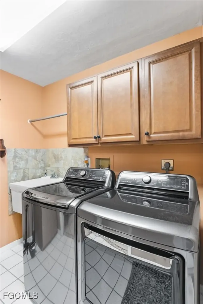 13318 Oak Hill Loop Fort Myers FL 33912