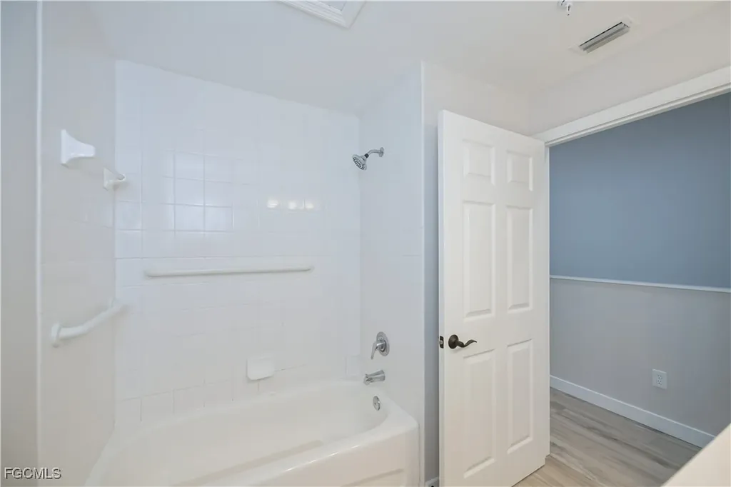 3345 N Key Drive North Fort Myers FL 33903