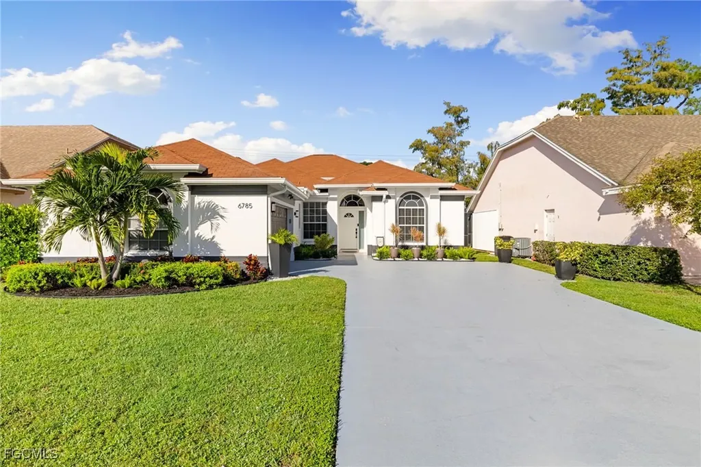 6785 Berwick Place Naples FL 34104