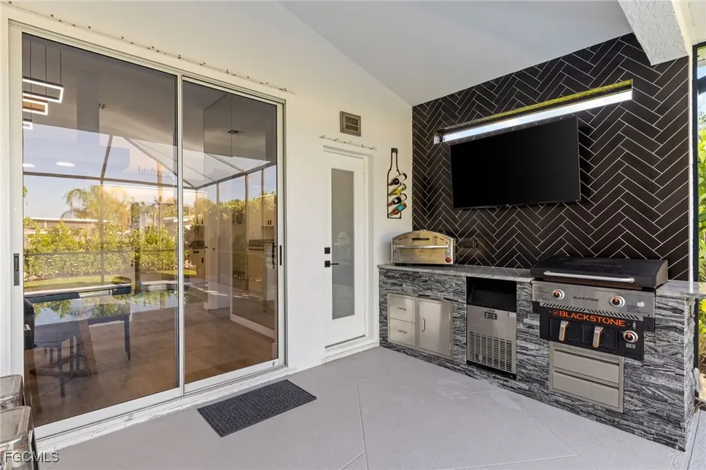 6785 Berwick Place Naples FL 34104