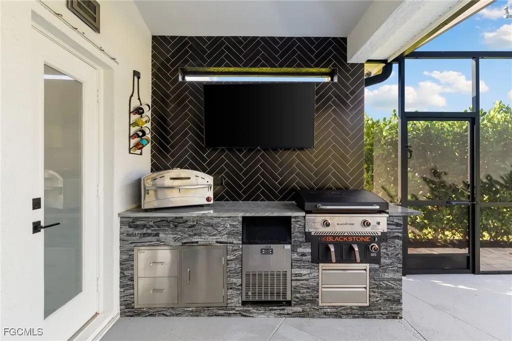 6785 Berwick Place Naples FL 34104