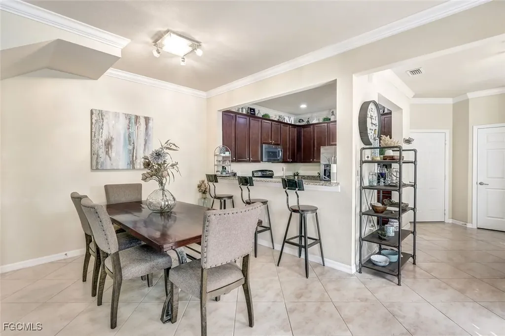 8121 Summerfield Street Fort Myers FL 33919