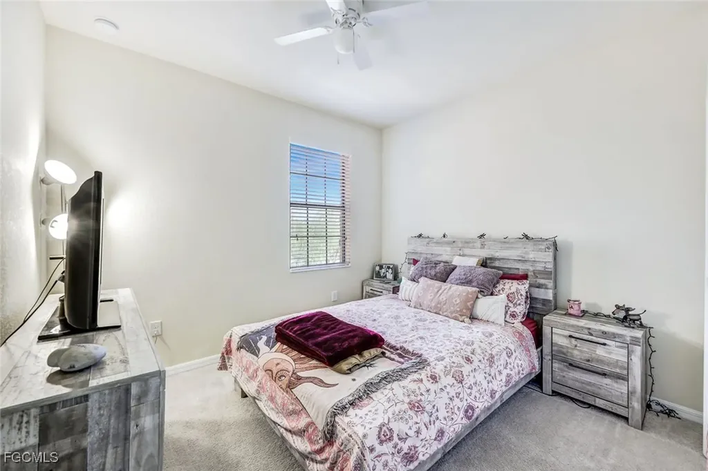 8121 Summerfield Street Fort Myers FL 33919
