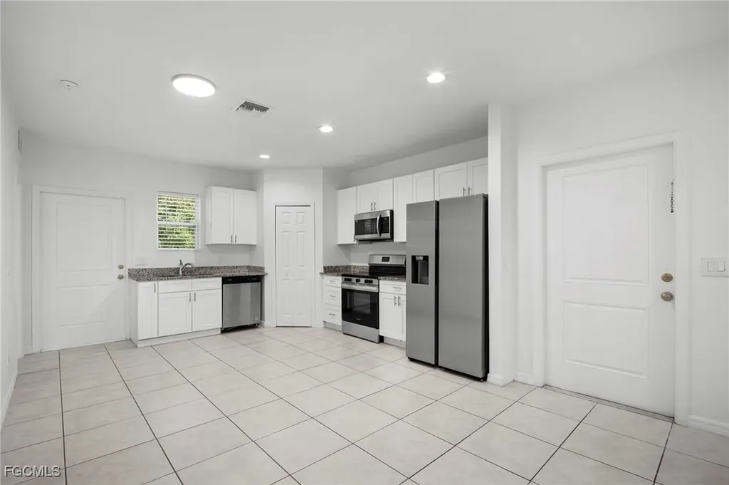 3309 Armstrong Court Fort Myers FL 33916