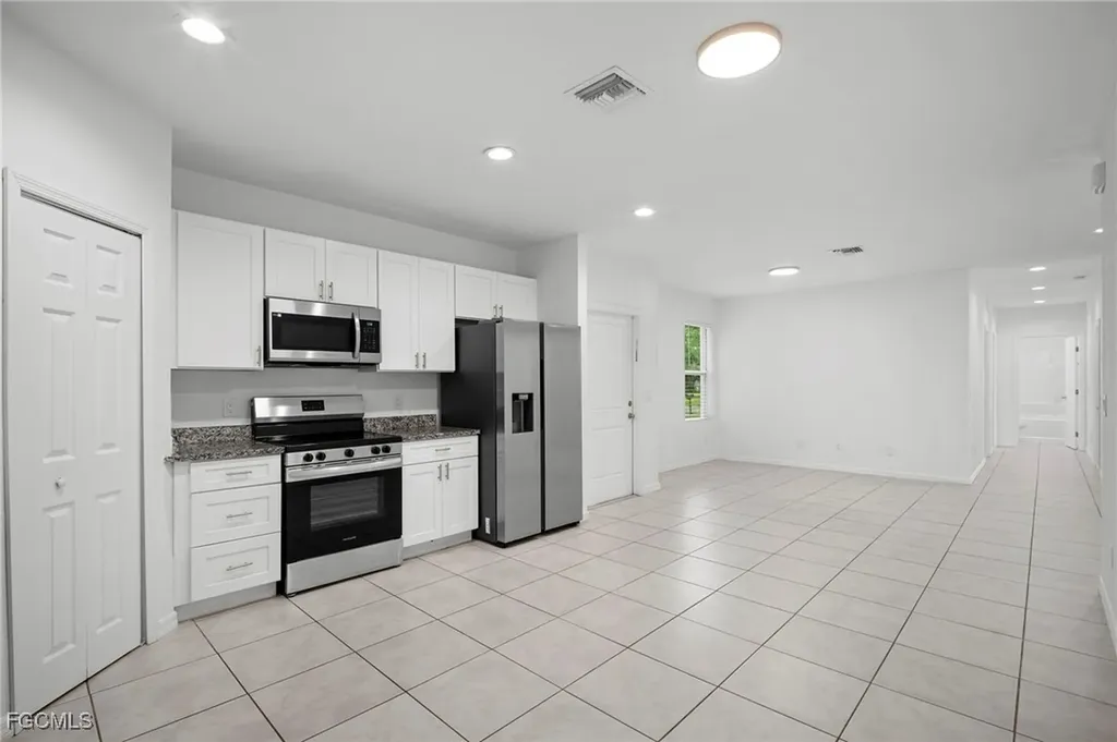 3309 Armstrong Court Fort Myers FL 33916
