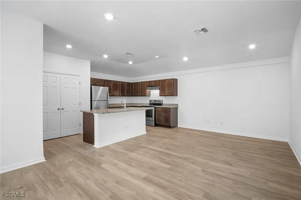 343 Reeves Street Lehigh Acres FL 33972