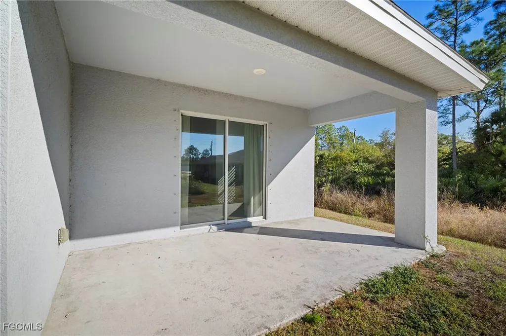 343 Reeves Street Lehigh Acres FL 33972