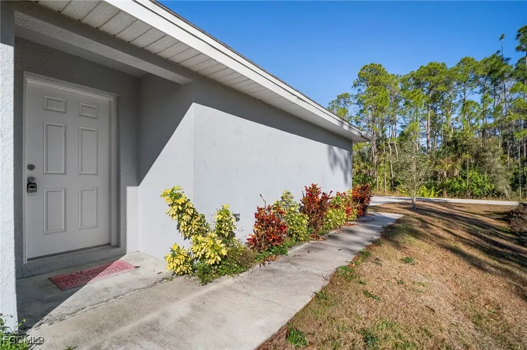 343 Reeves Street Lehigh Acres FL 33972