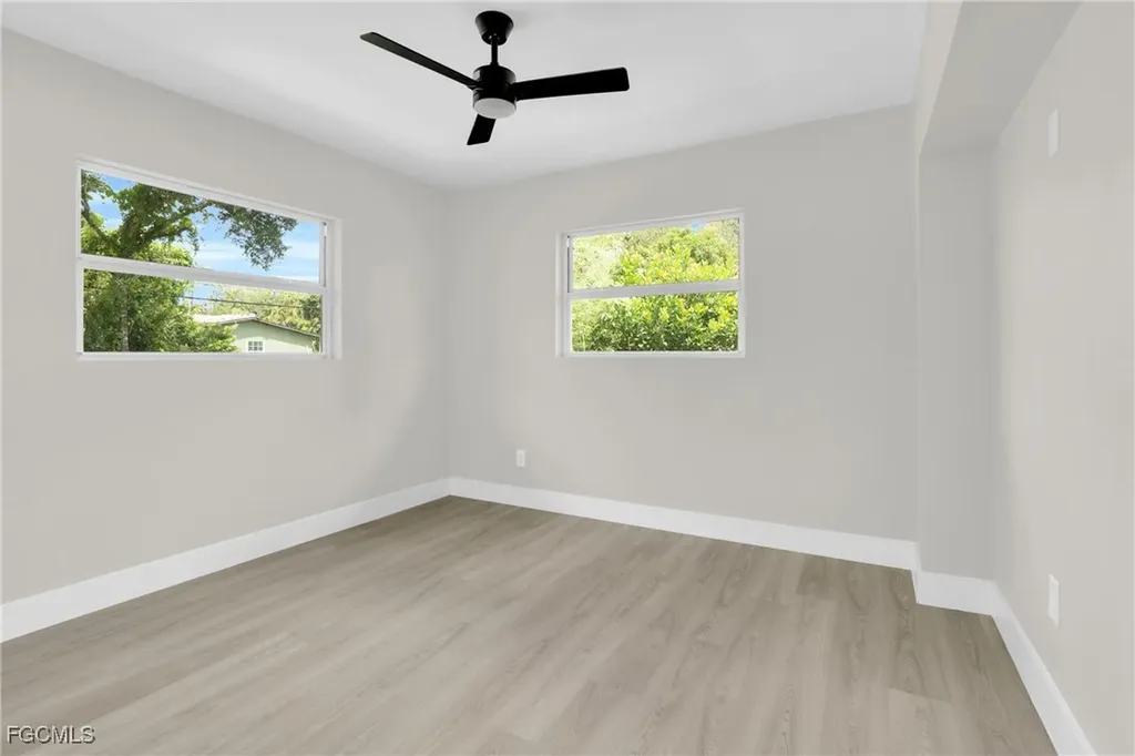 462 Muskegon Avenue Fort Myers FL 33905