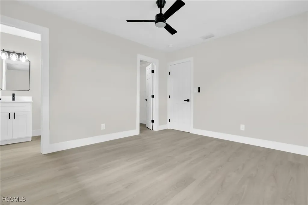 462 Muskegon Avenue Fort Myers FL 33905