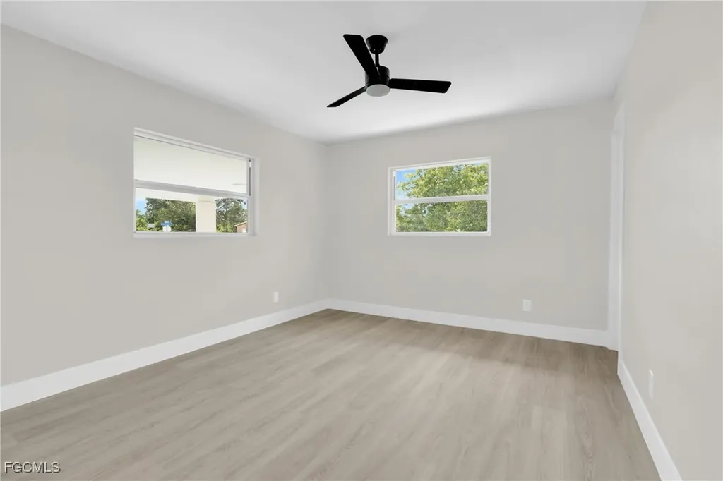 462 Muskegon Avenue Fort Myers FL 33905