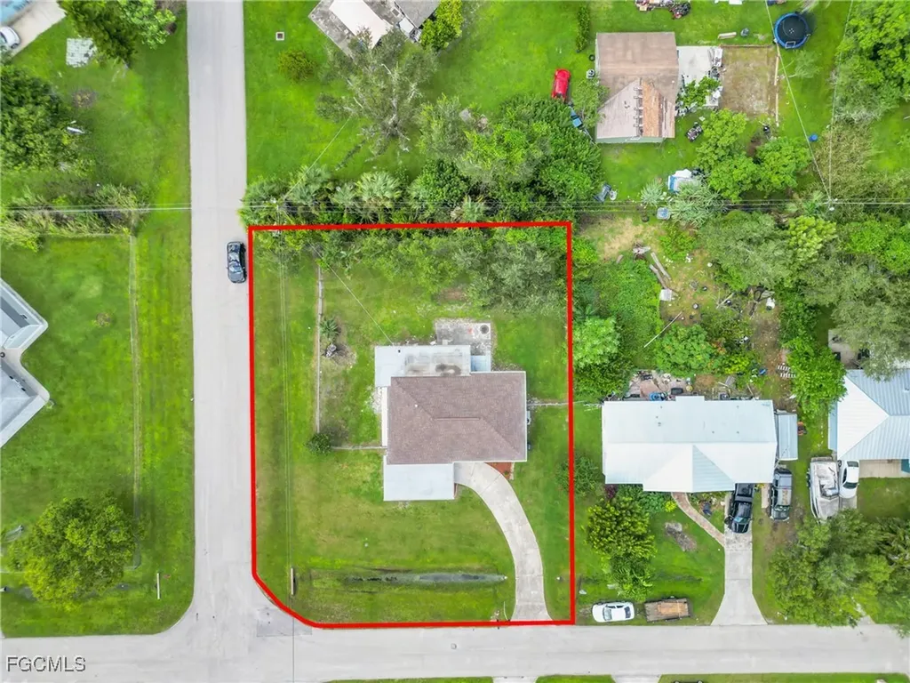 462 Muskegon Avenue Fort Myers FL 33905