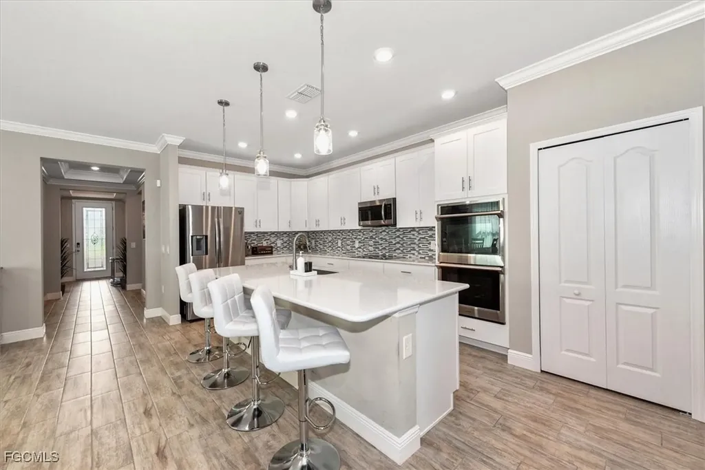 8753 Cascade Price Circle North Fort Myers FL 33917