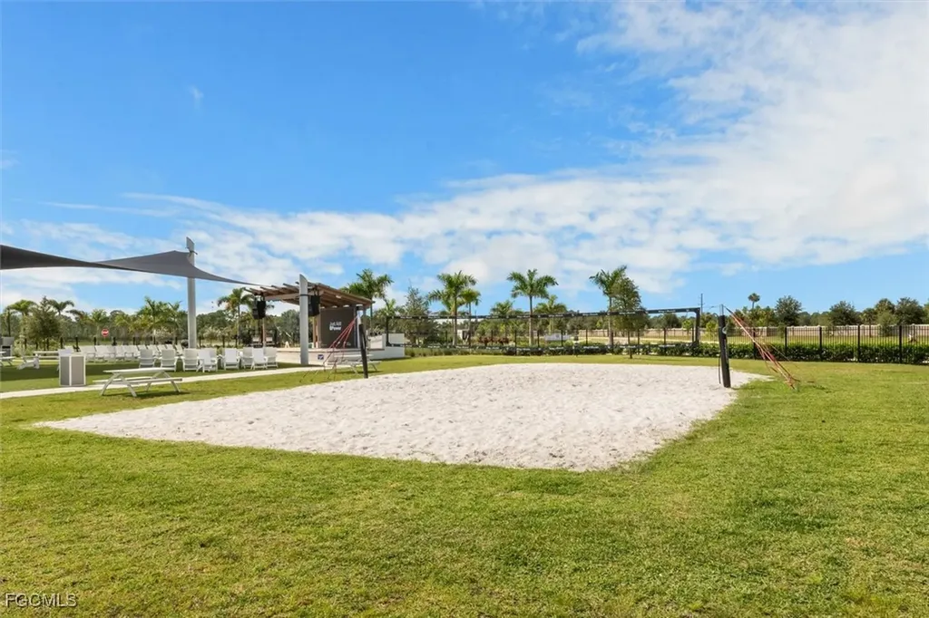 8753 Cascade Price Circle North Fort Myers FL 33917