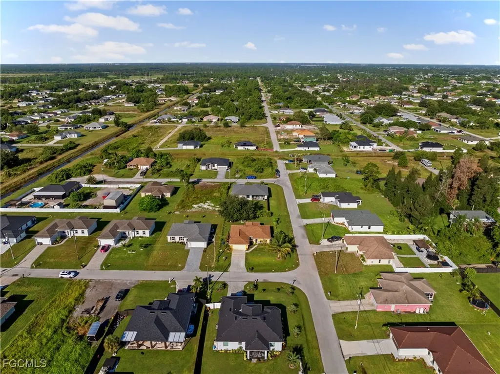 4600 Flora Avenue S Lehigh Acres FL 33976