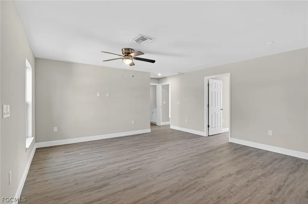 2905 38th Street W Lehigh Acres FL 33971