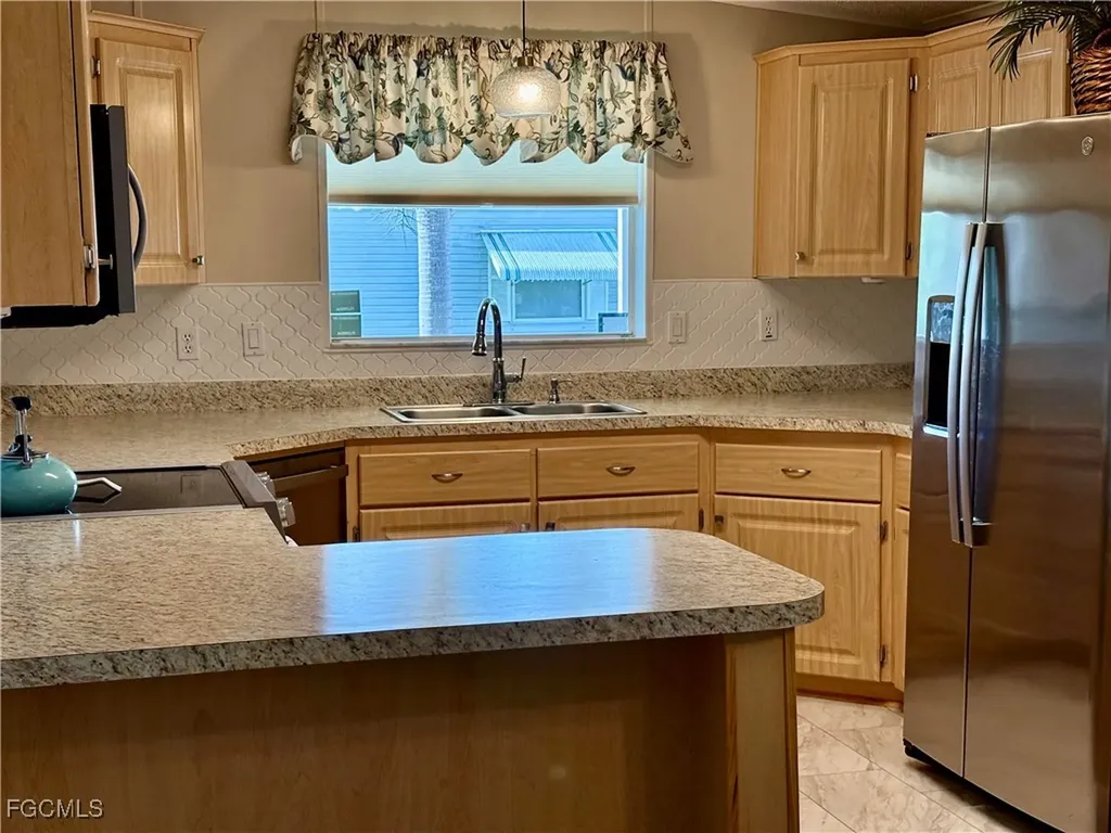 3191 Rain Dance Lane North Fort Myers FL 33917