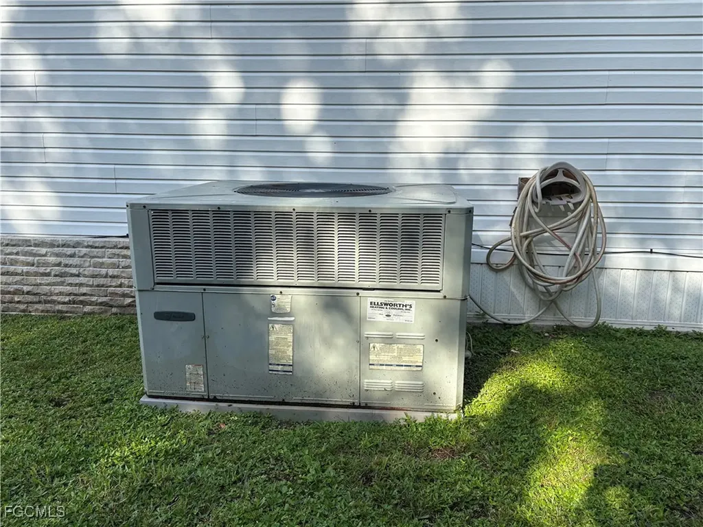 3191 Rain Dance Lane North Fort Myers FL 33917