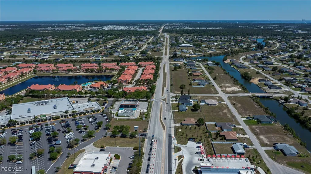 1628 Kismet Parkway E Cape Coral FL 33909