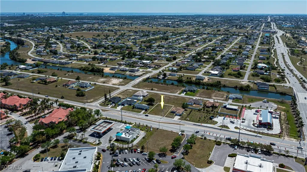 1628 Kismet Parkway E Cape Coral FL 33909