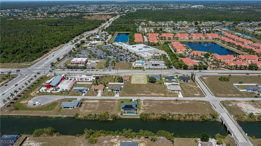 1628 Kismet Parkway E Cape Coral FL 33909