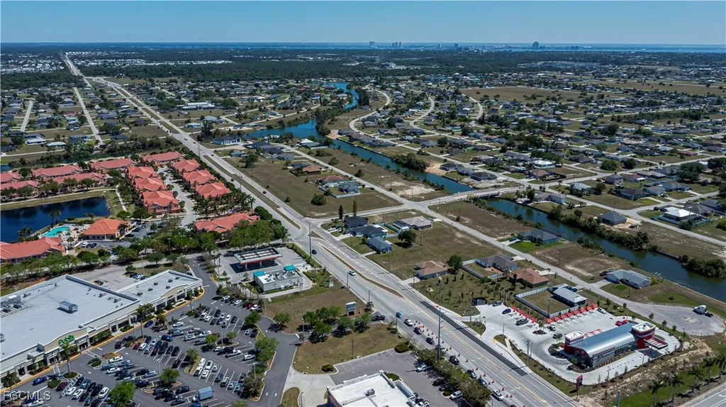 1628 Kismet Parkway E Cape Coral FL 33909