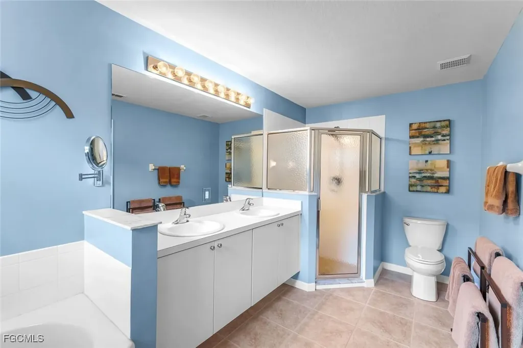 2724 Blue Cypress Lake Court Cape Coral FL 33909