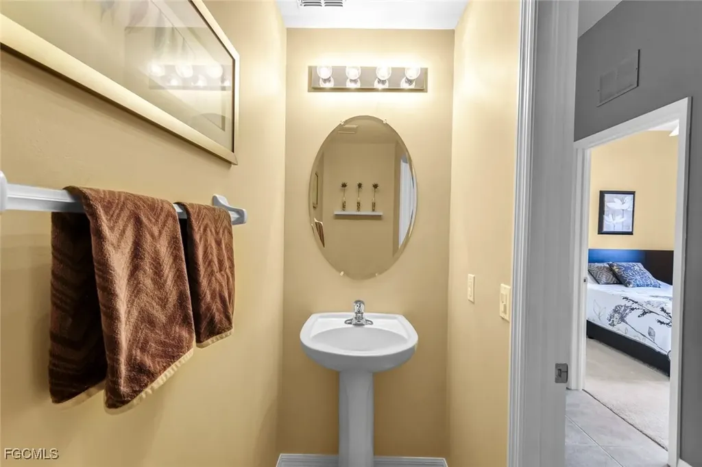 2724 Blue Cypress Lake Court Cape Coral FL 33909