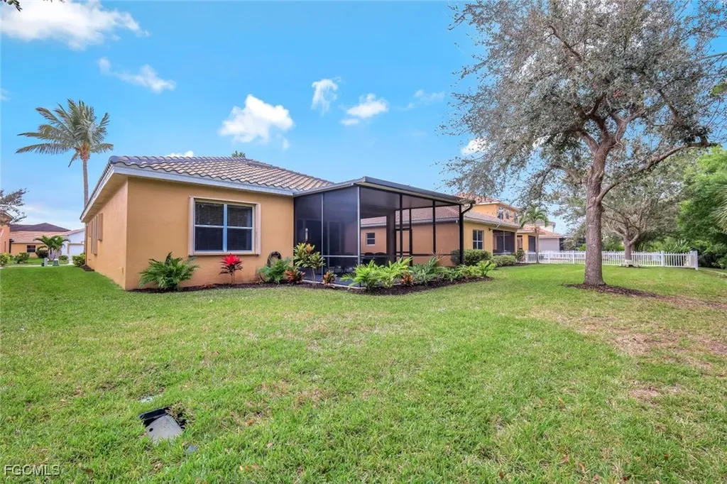 2724 Blue Cypress Lake Court Cape Coral FL 33909