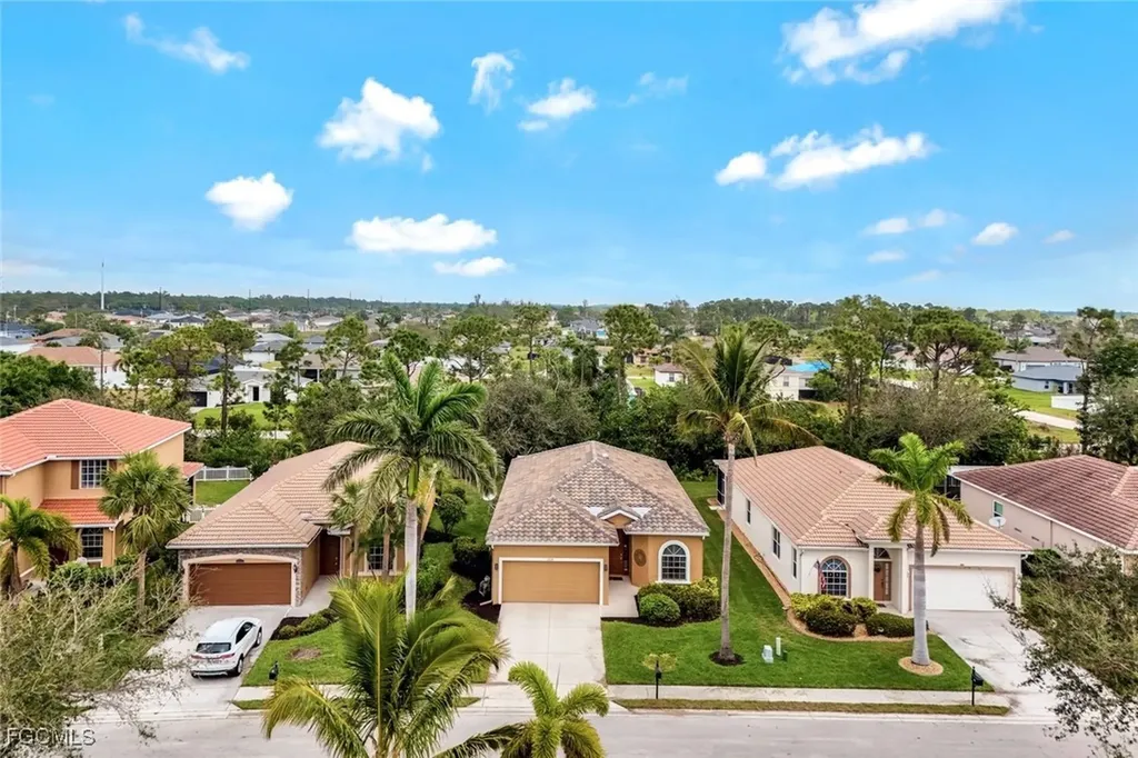 2724 Blue Cypress Lake Court Cape Coral FL 33909