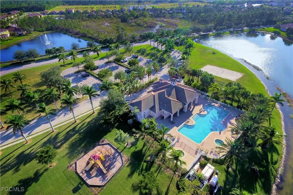 2724 Blue Cypress Lake Court Cape Coral FL 33909