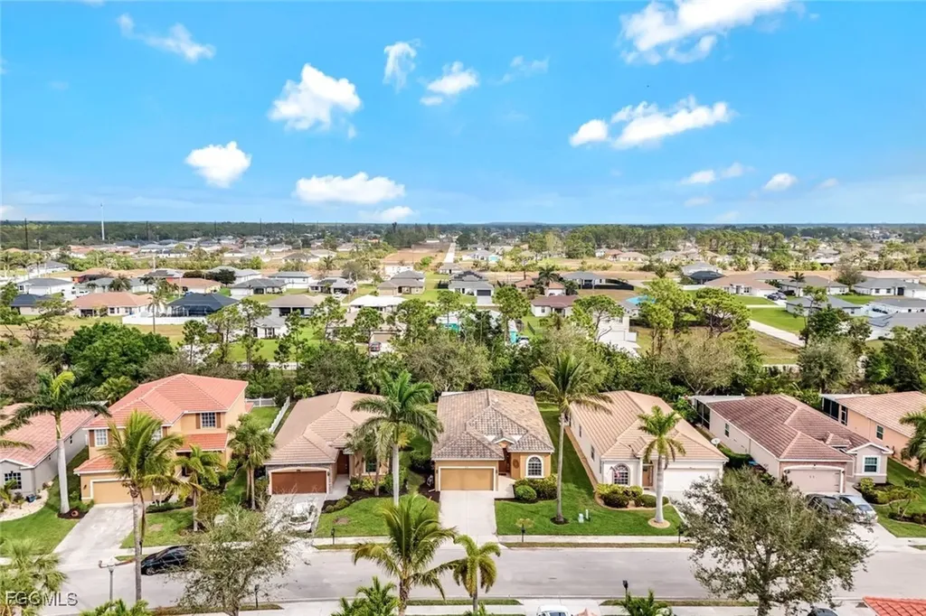 2724 Blue Cypress Lake Court Cape Coral FL 33909