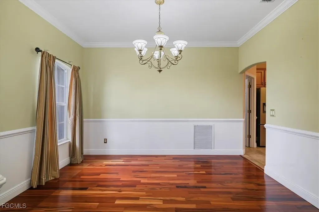 2607 Chiquita Boulevard S Cape Coral FL 33914