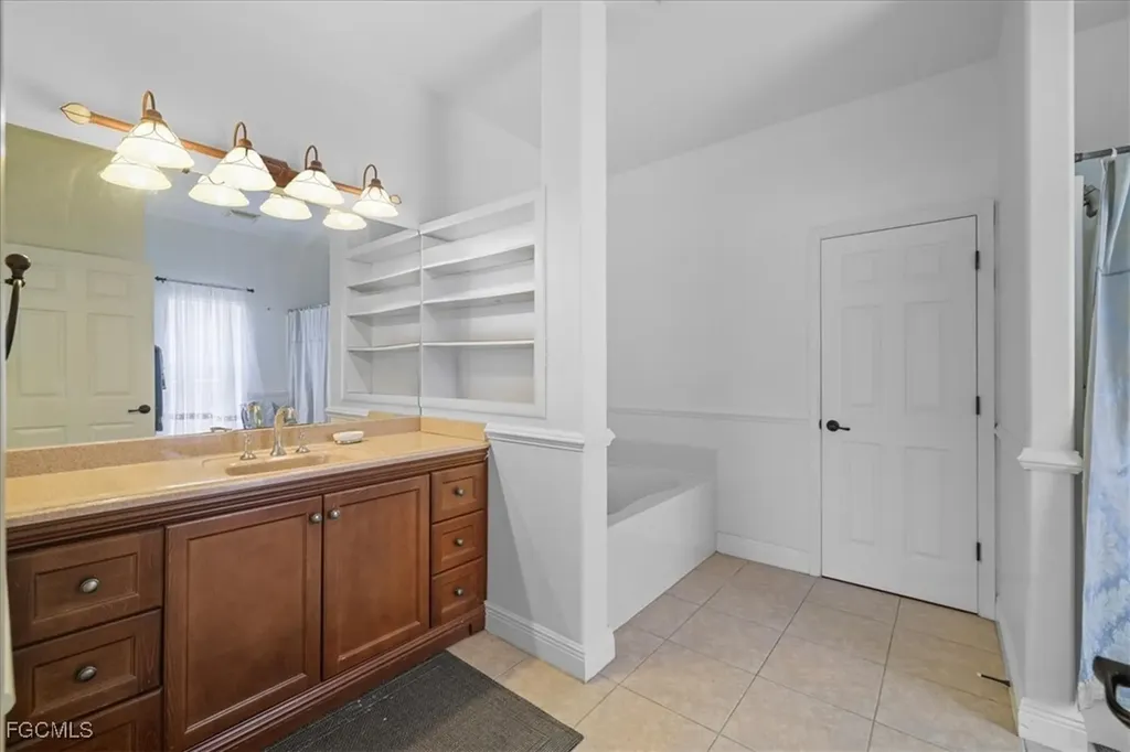 2607 Chiquita Boulevard S Cape Coral FL 33914